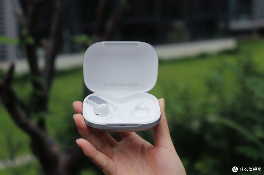 开放式耳机卷对了！AI声学引擎加持的漫步者FitFree Turbo实测