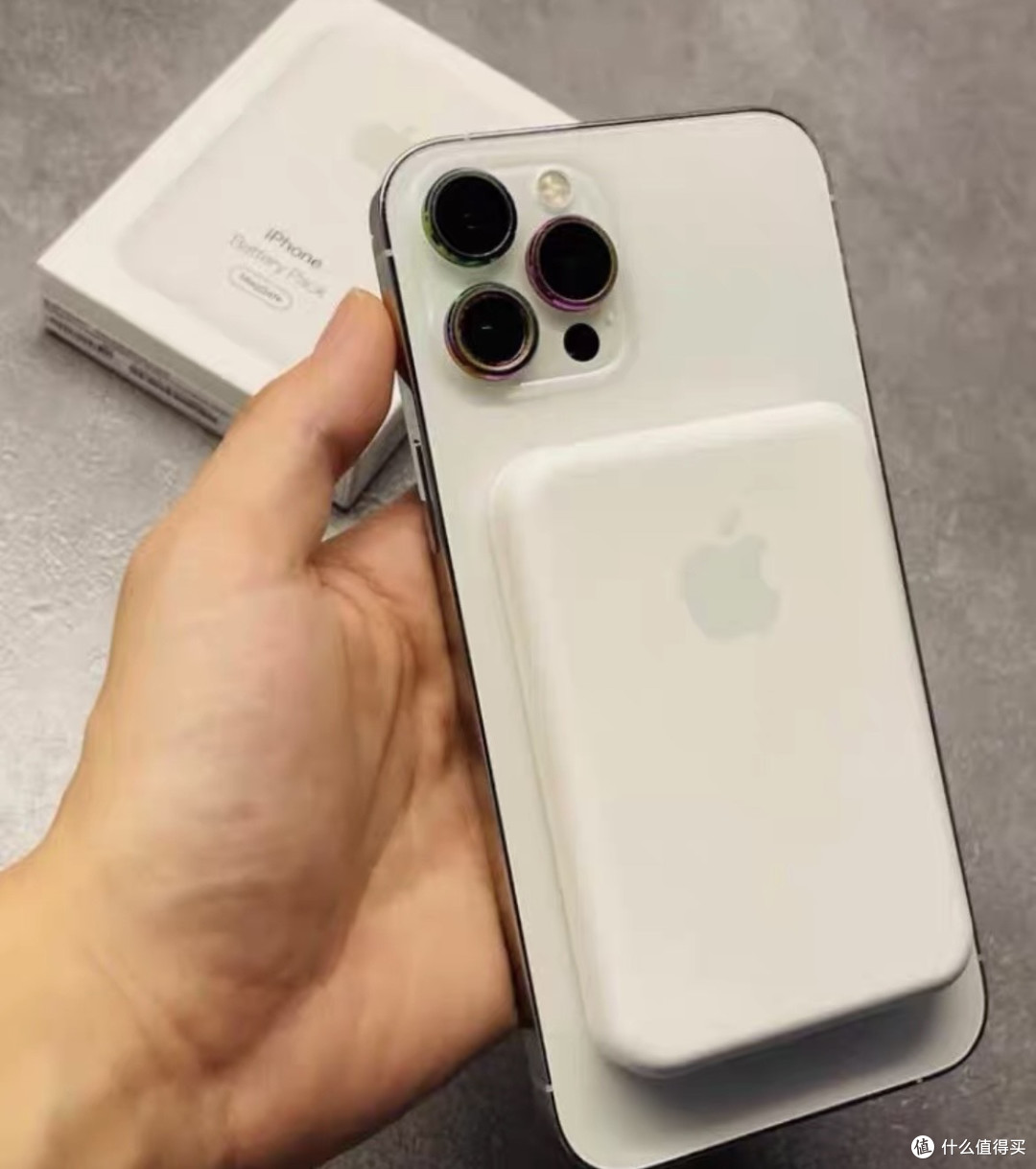 当年被骂智商税的苹果MagSafe,180块捡漏180块给iPhone续半天命