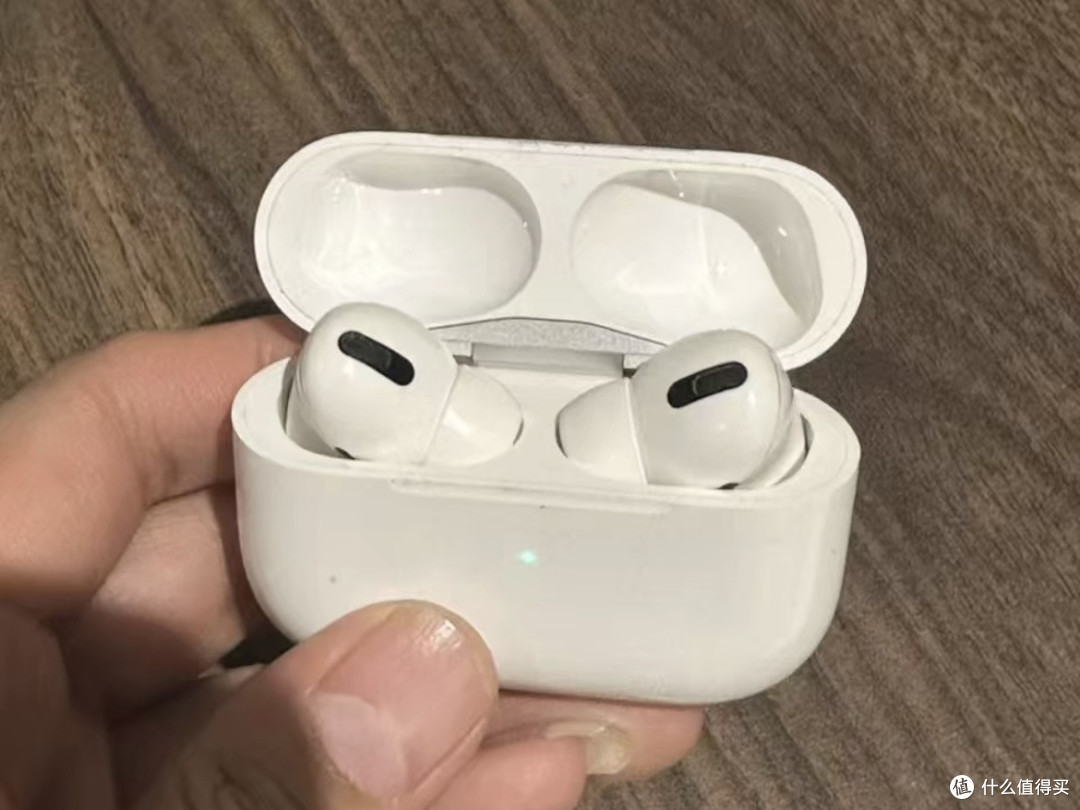  闲鱼320块收了副AirPods Pro一代，主动降噪且弹窗秒连无缝切换