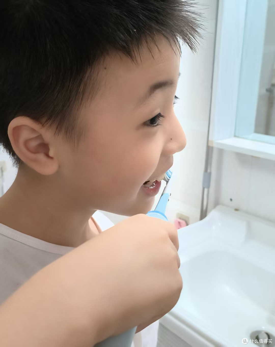 后悔没早用!瑞吉欧儿童电动牙刷真能让孩子爱上刷牙