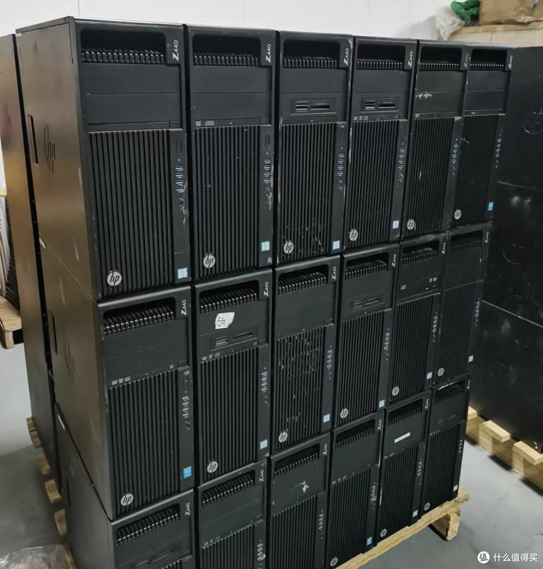 闲鱼大量涌入惠普Z440,这是工作室都倒闭了?680块当渲染服务器