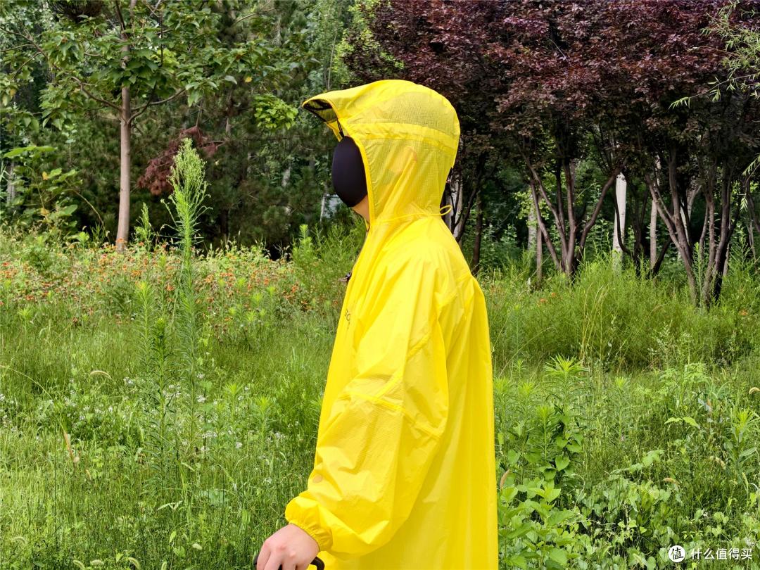 快扔掉你的一次性雨衣!JOGOFO轻量化户外雨衣:暴雨级防水、162g