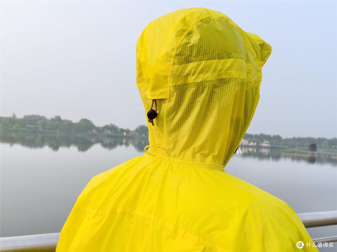 快扔掉你的一次性雨衣!JOGOFO轻量化户外雨衣:暴雨级防水、162g