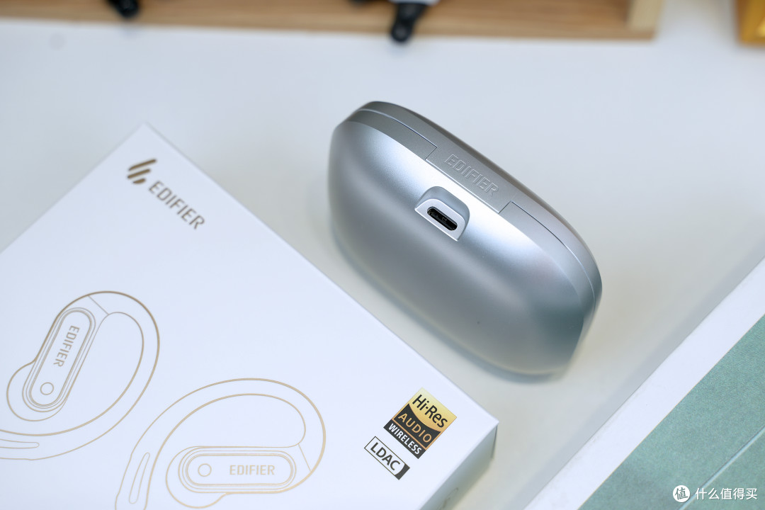 漫步者FitFree Turb:金标音质+AI声学引擎加持,499元值不值?