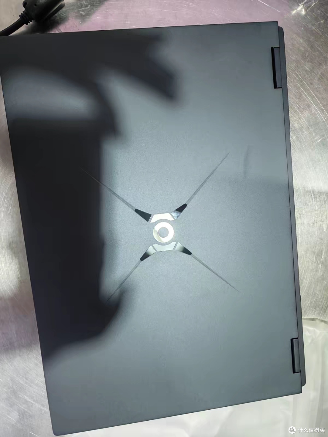 荣耀WIN H7:多核强劲,电竞办公两不误