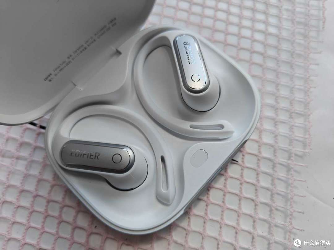 Hi-Res金标加AI声学引擎?漫步者FitFree Turbo重定义开放式耳机
