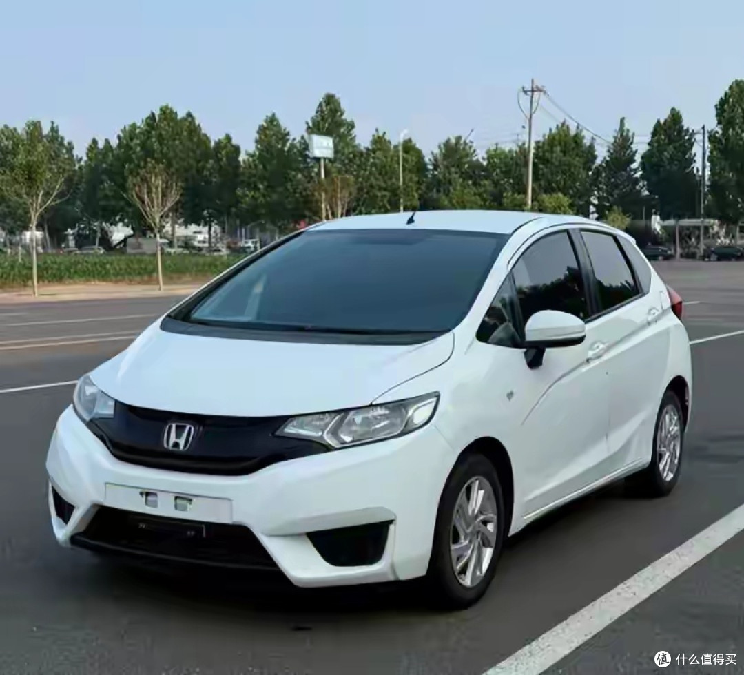 市场几乎清零！人们为什么不再需要，灵活便宜的小型油车了？