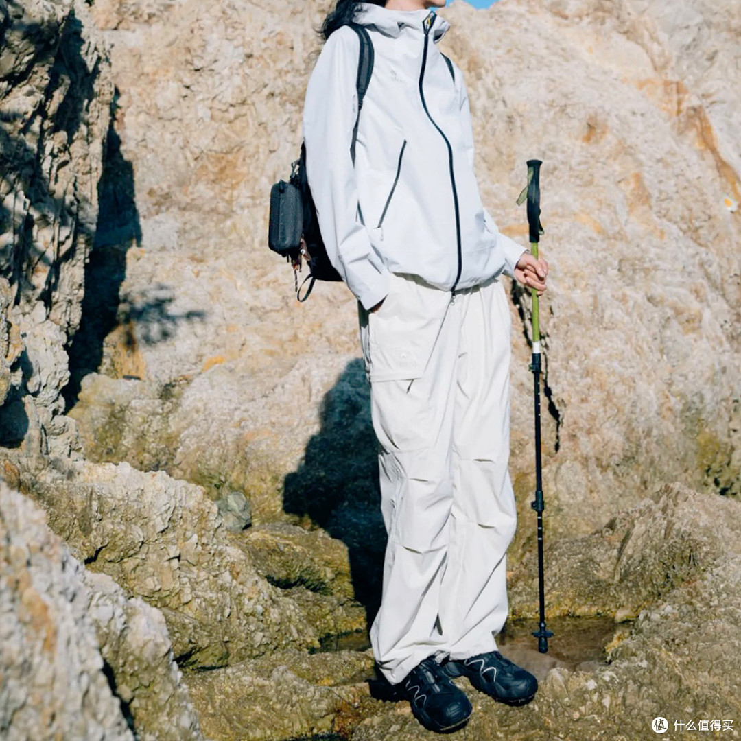 一套骆驼硬核穿搭,承包我整个夏天的海岸山野轻徒步~