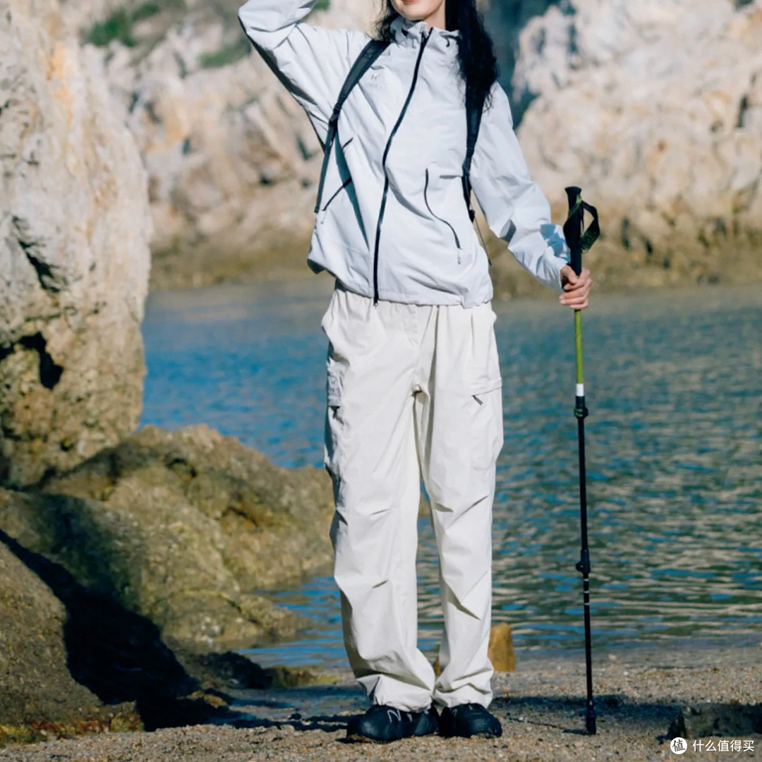 一套骆驼硬核穿搭,承包我整个夏天的海岸山野轻徒步~
