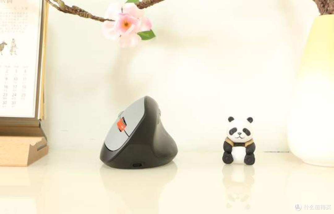 西圣M1评测!垂直手感?蓝牙三模?这应该是我用过最舒服的鼠标