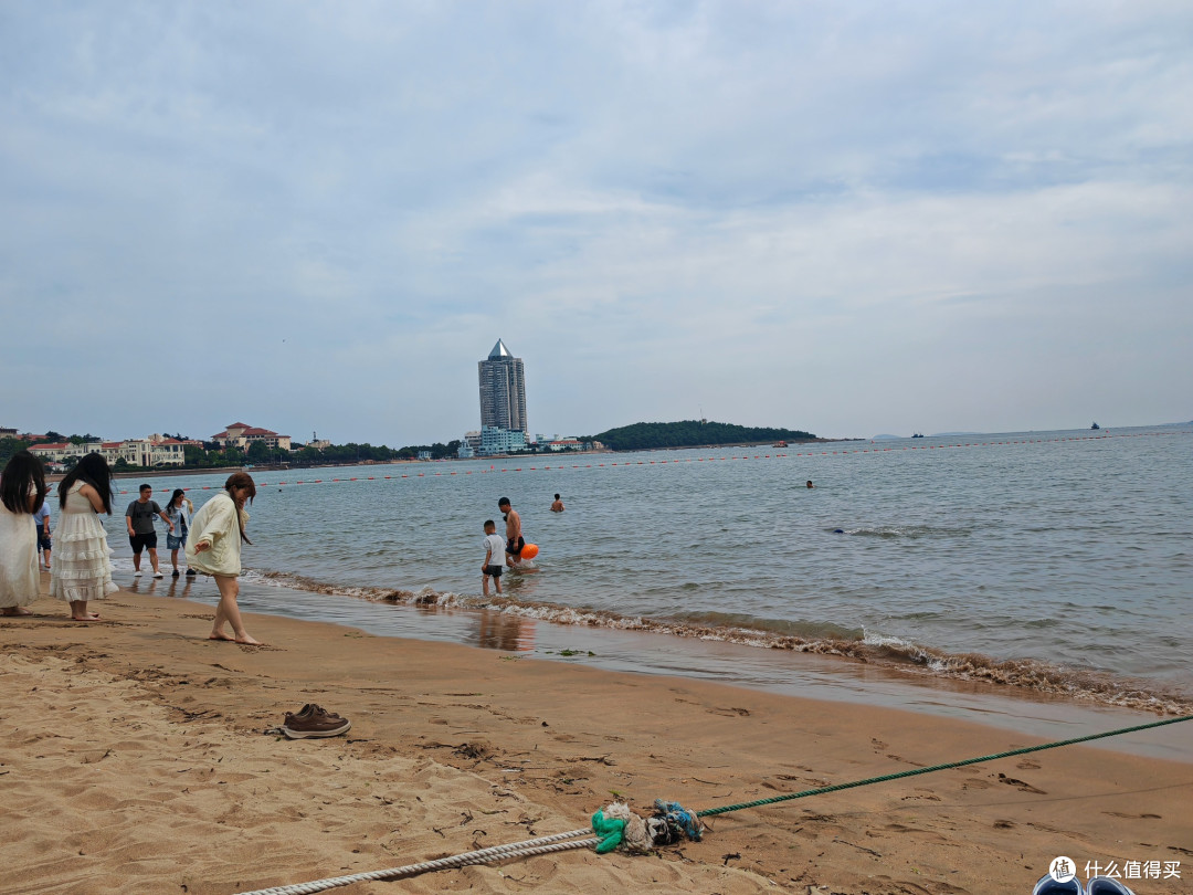 青岛带娃赶海游泳别盲选！实地体验9大正规浴场，听劝少踩坑