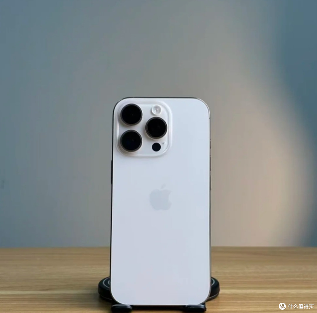 想换苹果旗舰别硬冲新款， iPhone16 Pro降价2501，用三五年不卡