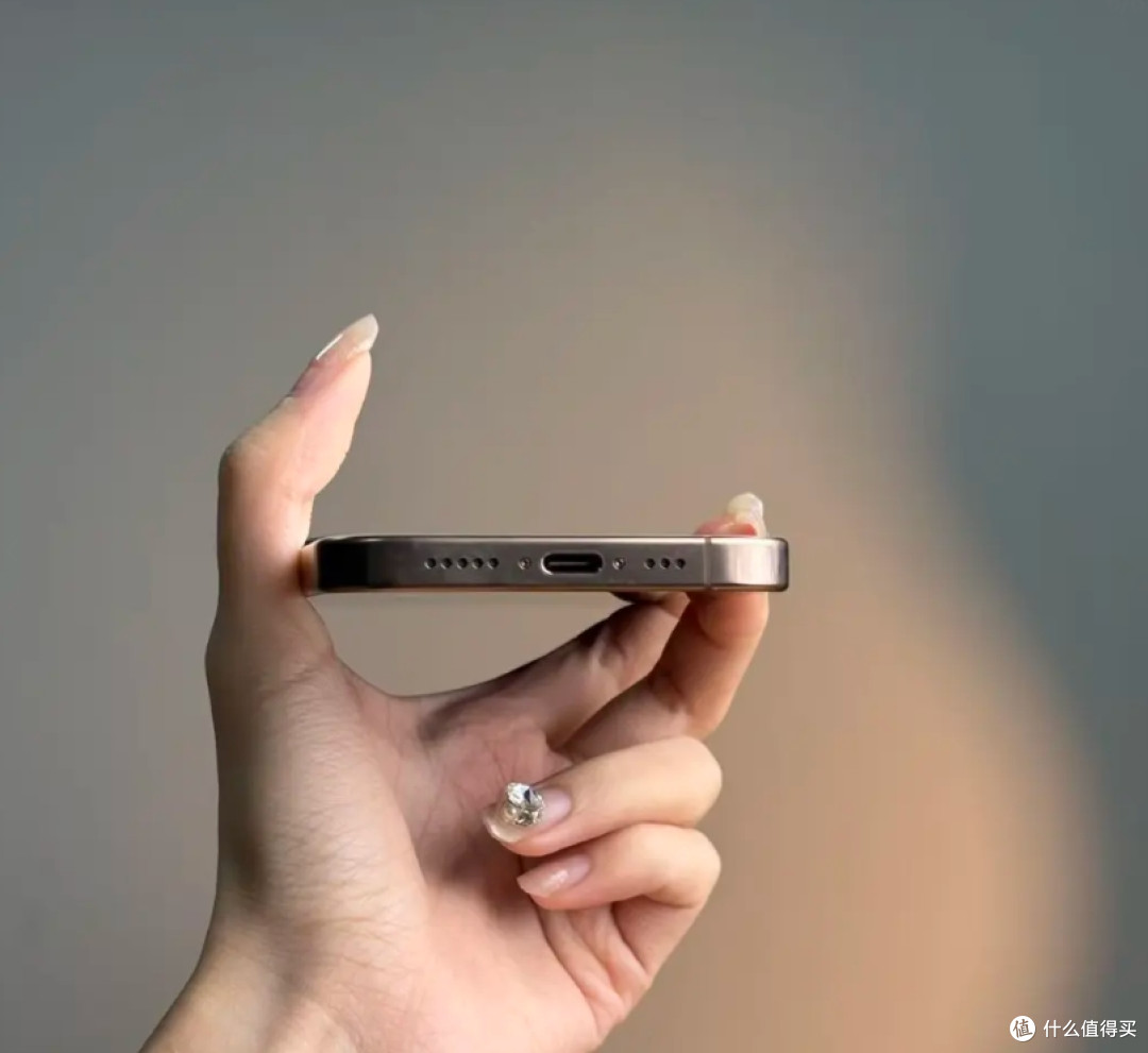 想换苹果旗舰别硬冲新款， iPhone16 Pro降价2501，用三五年不卡