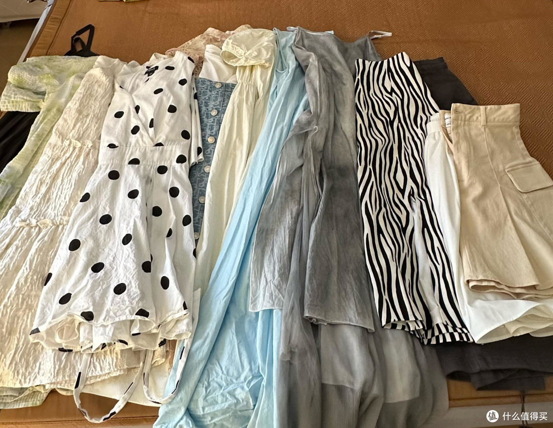 扔掉100件衣服后，才发现：原来，我并不需要那么多衣服！