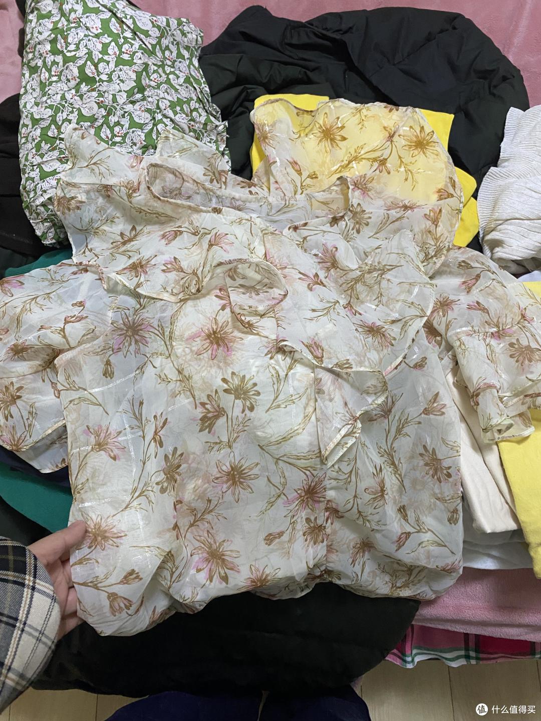 扔掉100件衣服后，才发现：原来，我并不需要那么多衣服！
