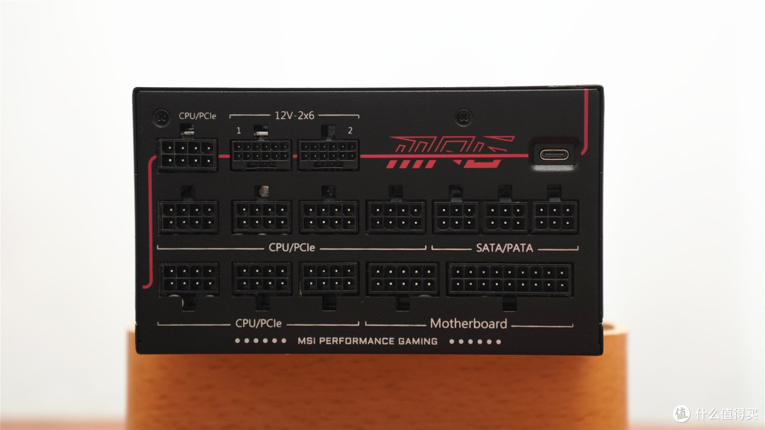 9900X3D+ 5080显卡！微星MPG Ai1300TS PCIE5月神电源装机实测