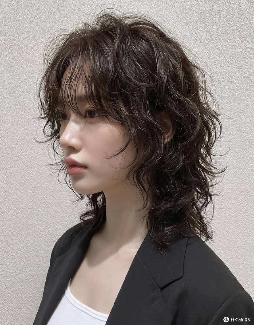法式慵懒短羊毛卷，不挑脸型显气质，发型轻盈蓬松、自然随性！
