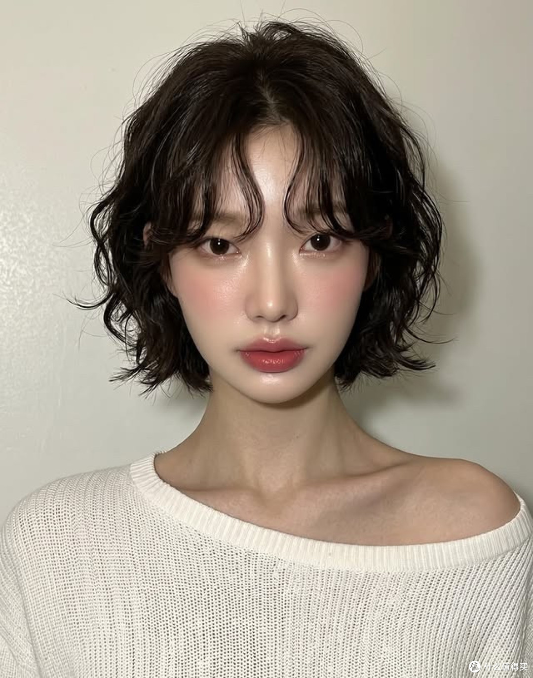 法式慵懒短羊毛卷，不挑脸型显气质，发型轻盈蓬松、自然随性！