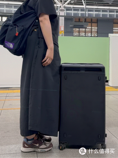 全家出游全靠它！地平线8号大旅行家28寸行李箱，实力颜值双在线
