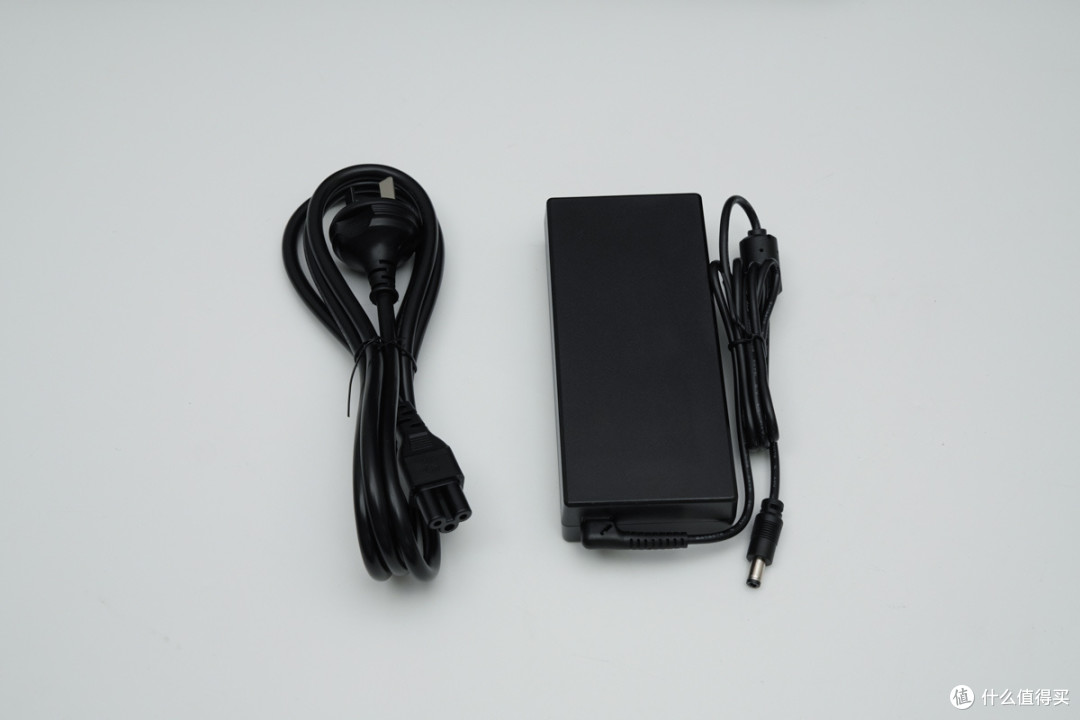 65W USB-C一线通加持，来酷 M3237PL 4K 显示器评测