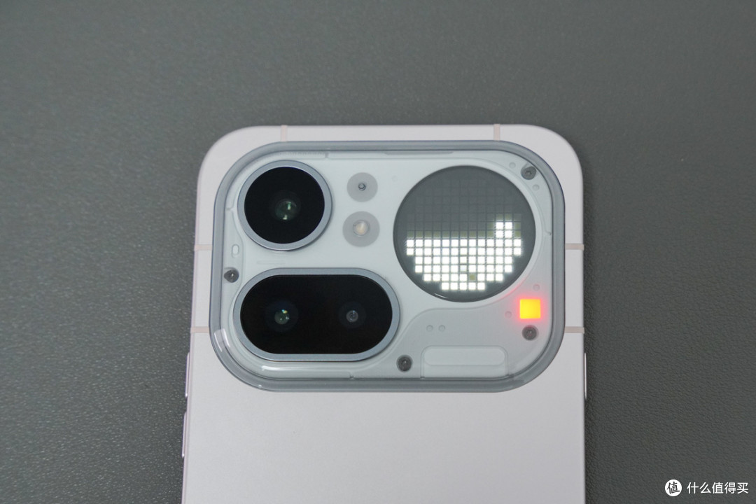 Nothing Phone(4A)Pro评测：Glyph 灯光矩阵化身第二交互屏