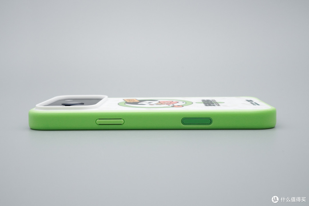 完美兼容 MagSafe 生态！积宜iPhone17 Pro Max 保护壳评测