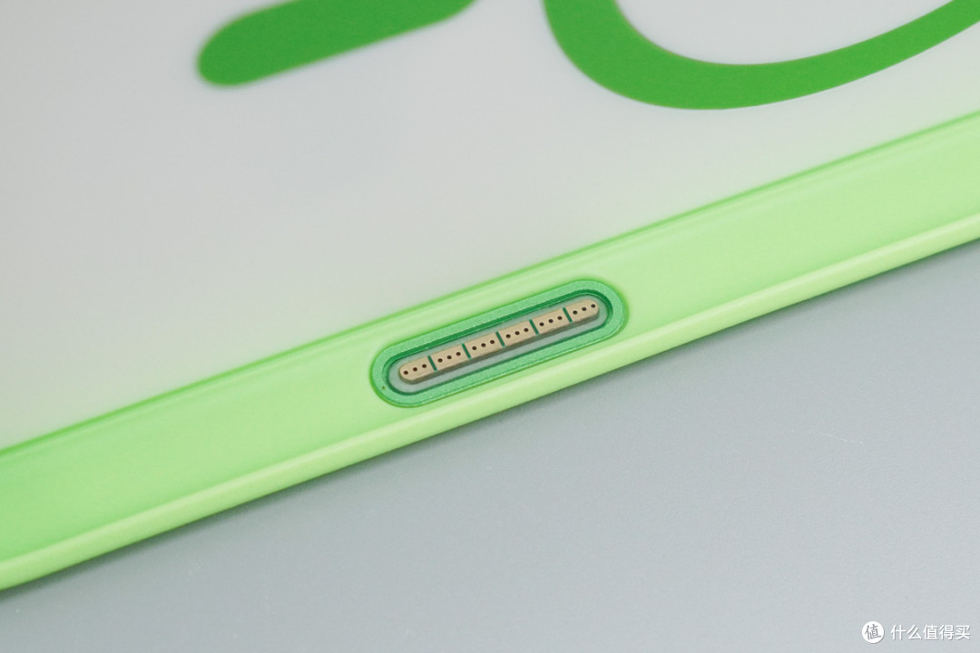 完美兼容 MagSafe 生态！积宜iPhone17 Pro Max 保护壳评测