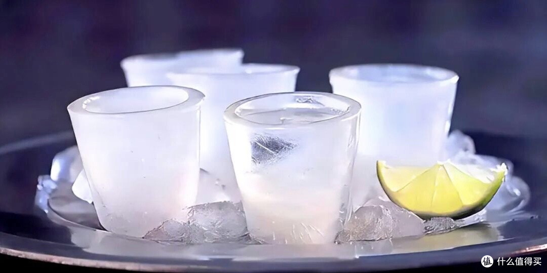 炎炎夏日喝冰镇白酒虽然很爽，但也真的很危险！