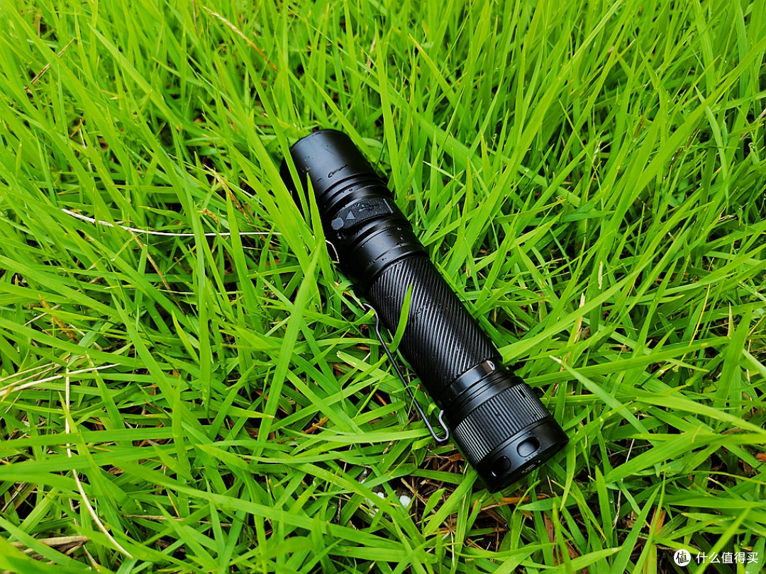 户外通勤全能手电！Fenix C6 V4.0｜高亮远射超耐用，居家必备！