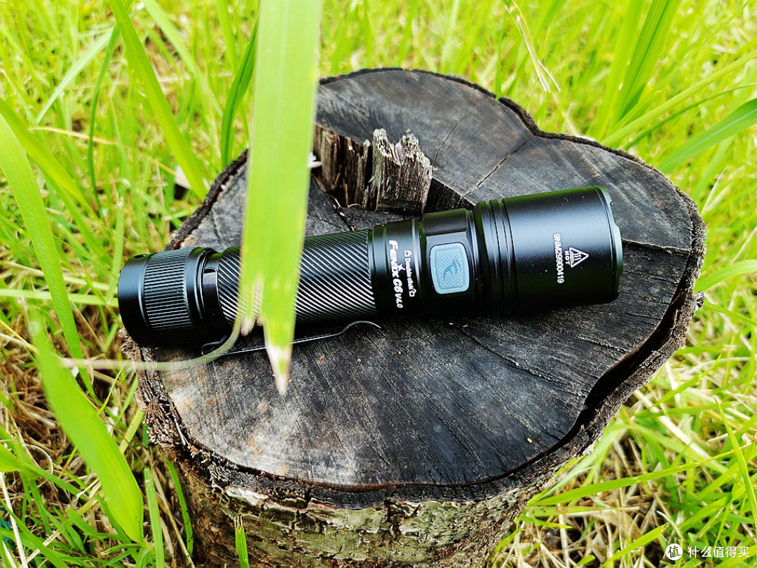 户外通勤全能手电！Fenix C6 V4.0｜高亮远射超耐用，居家必备！