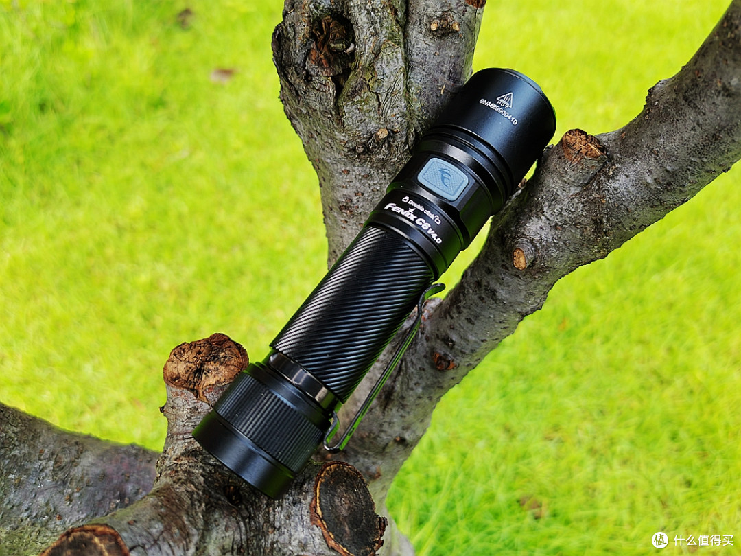 户外通勤全能手电！Fenix C6 V4.0｜高亮远射超耐用，居家必备！