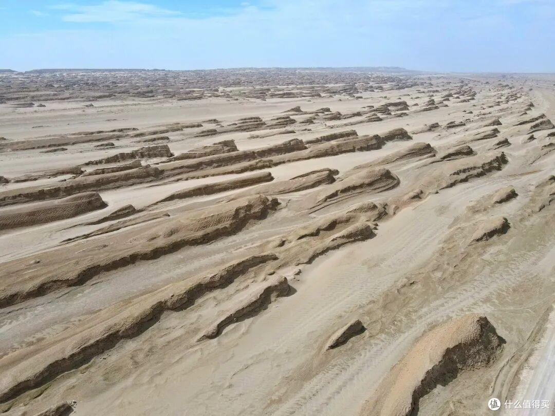 因黑独山爆火的冷湖小镇，周边好像火星！走青甘大环线值得绕一下