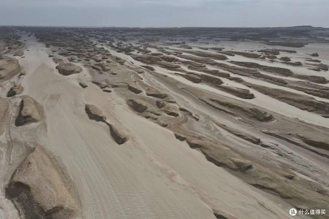 因黑独山爆火的冷湖小镇，周边好像火星！走青甘大环线值得绕一下