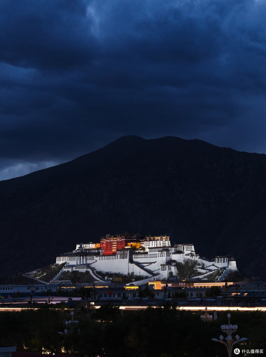 布达拉宫｜不一样的宫廷古建筑群