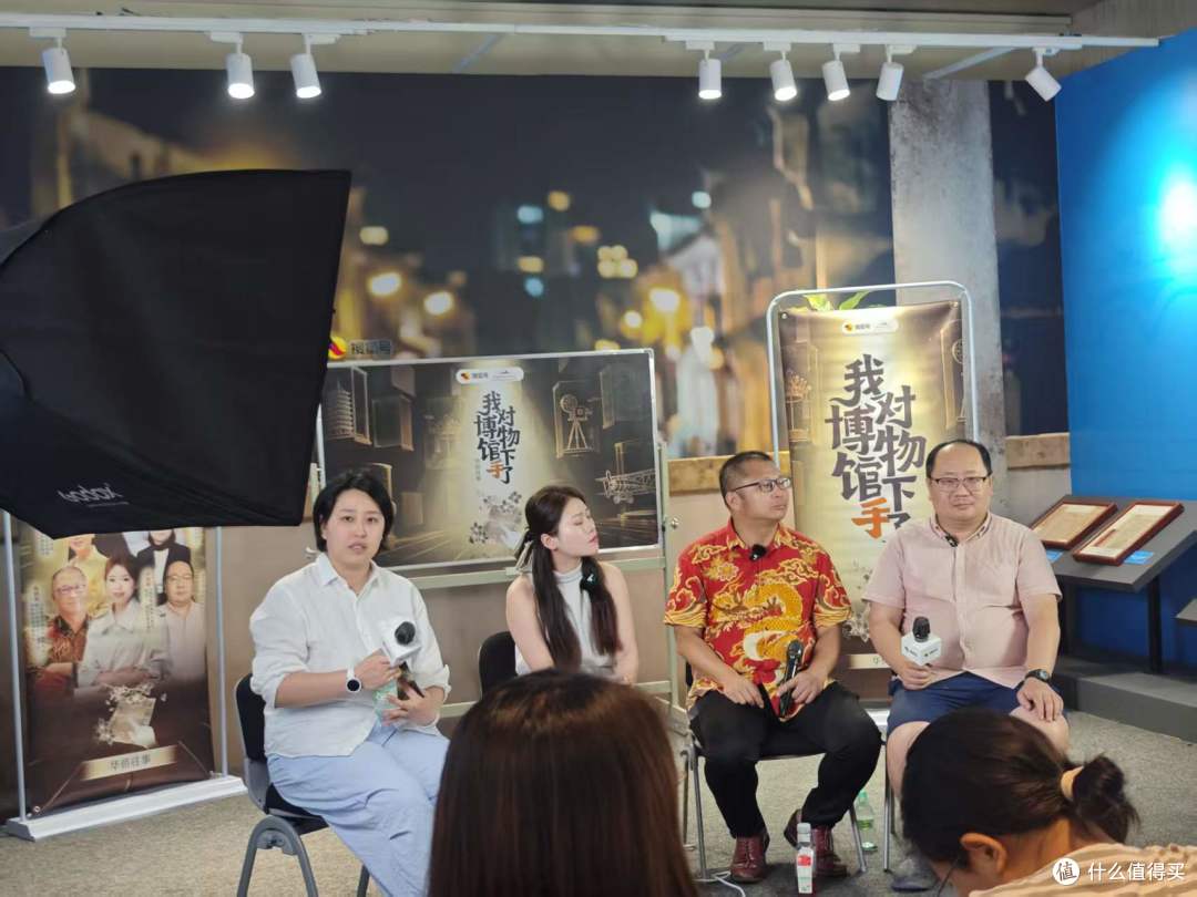 江河万里 纸短情长：线下打卡《给阿嬷的情书》电影道具特展