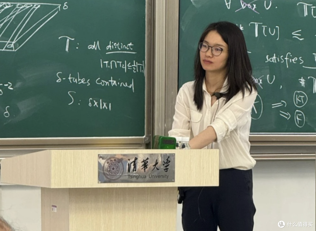 数学家王虹同款穿搭全盘点：卡地亚、Oura戒指、LINDBERG眼镜，这些“高智感”单品到底值不值得买？