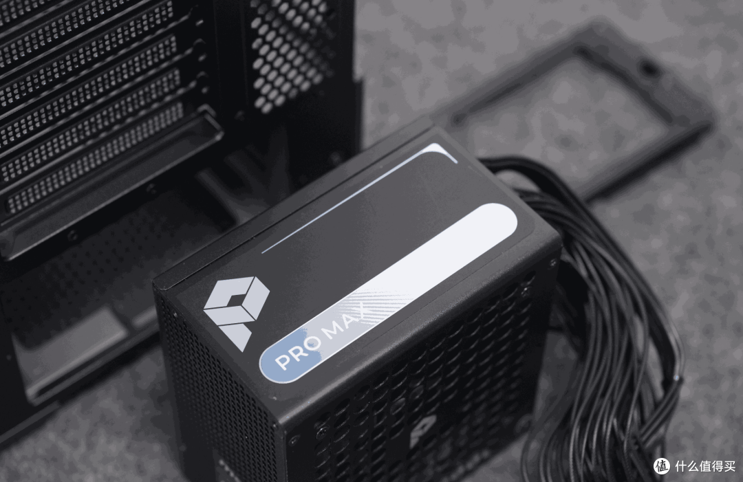 帮朋友配全能主机：兼顾游戏与生产力！敲定 265K+Z890+5070Ti