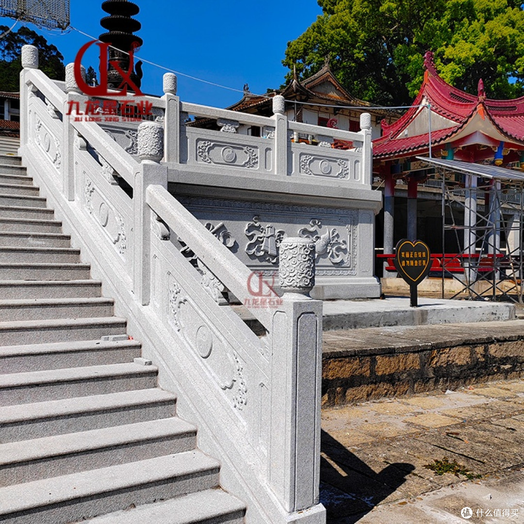 青石新中式庭院石围栏 镂空花鸟透雕栏板 花园楼梯石材扶手