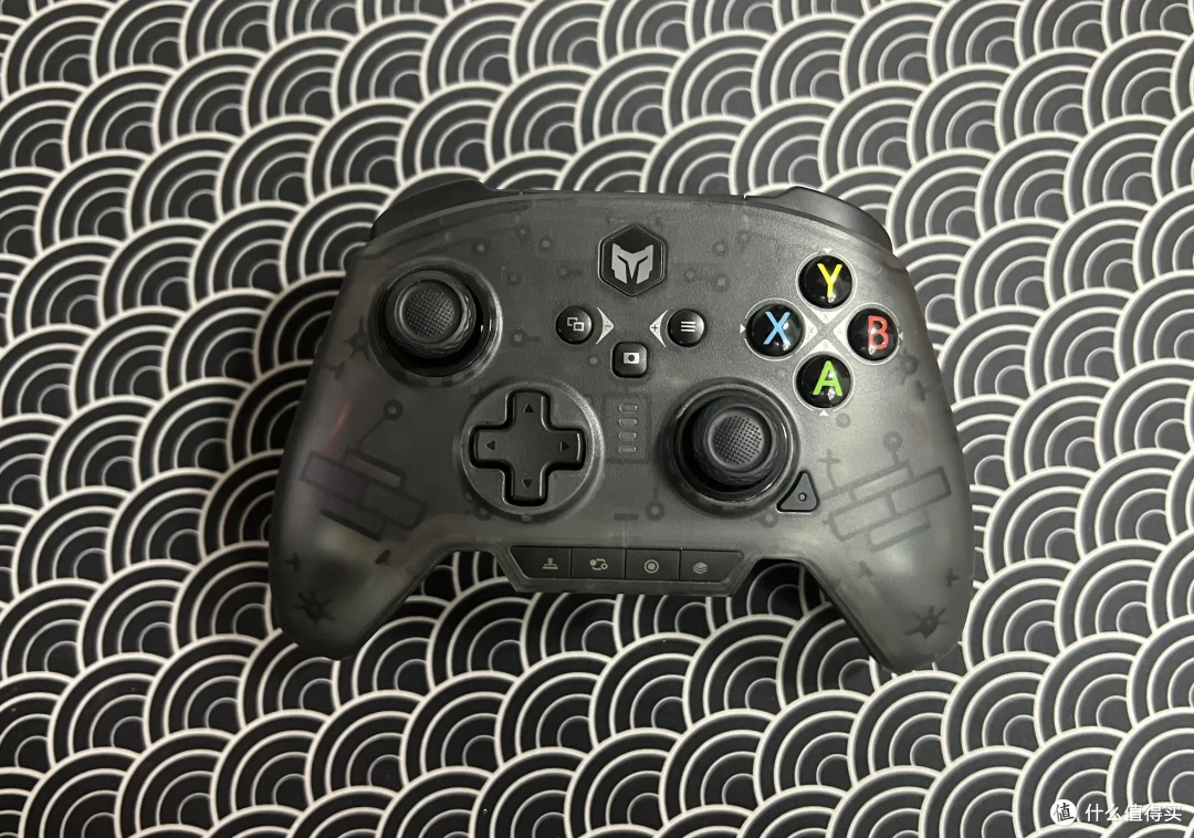 FPS 手柄之神？喜欢拿着手柄打枪的有福了——墨将彩虹2Pro