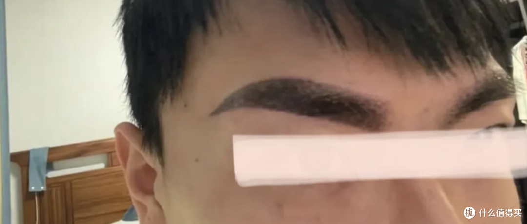 男人最大的廉价感，不是没钱，是“假贵”