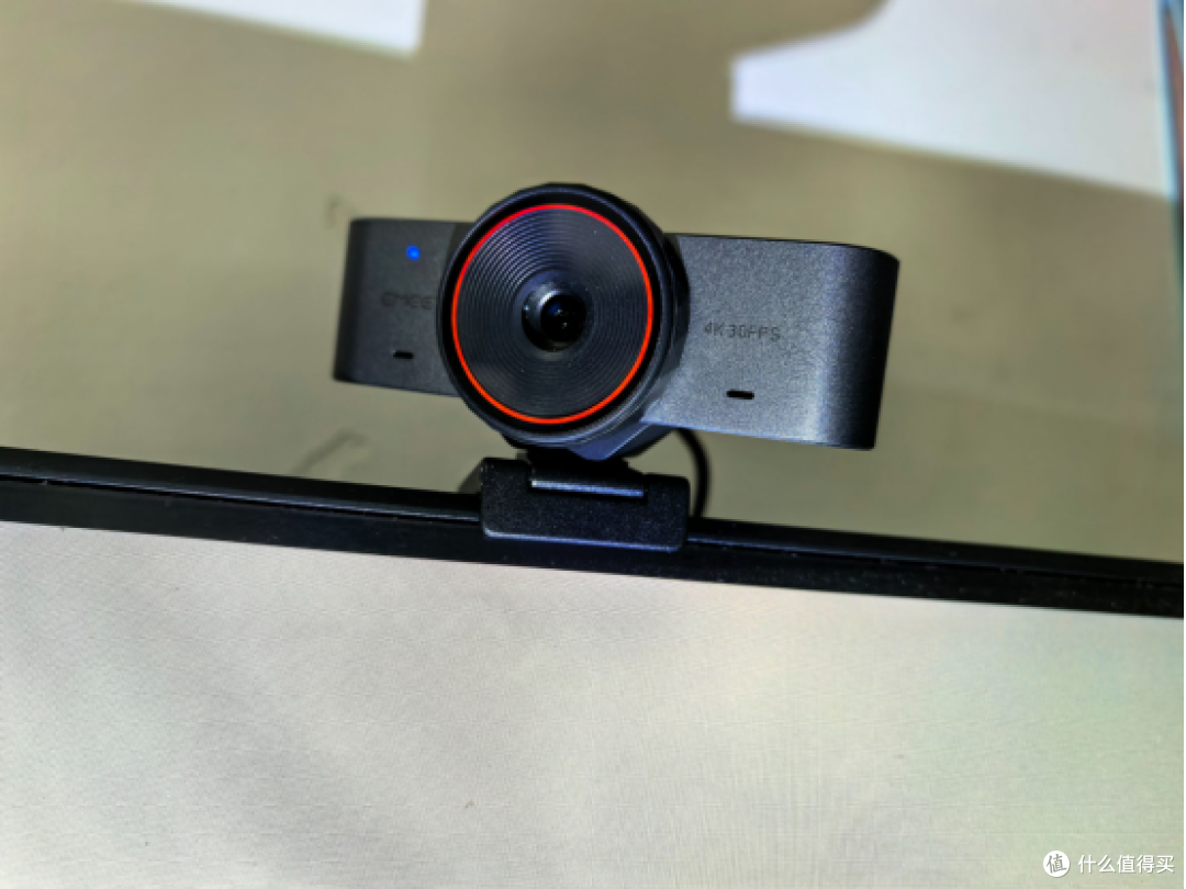 千万别再凑合用廉价摄像头!实测 EMEET C960 Ultra,搞定直播等