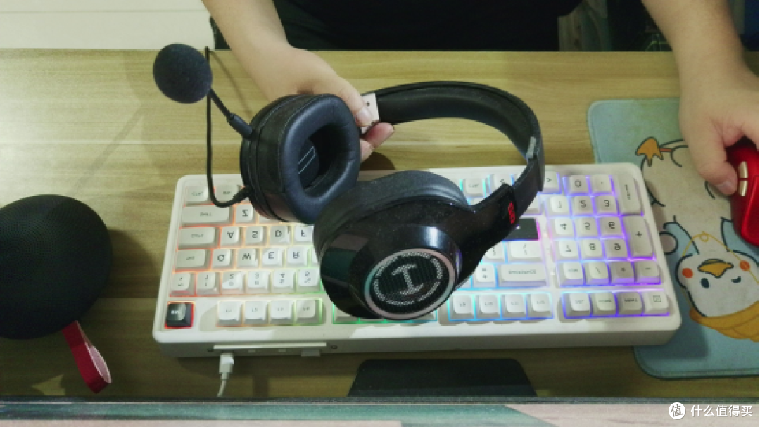千万别再凑合用廉价摄像头!实测 EMEET C960 Ultra,搞定直播等