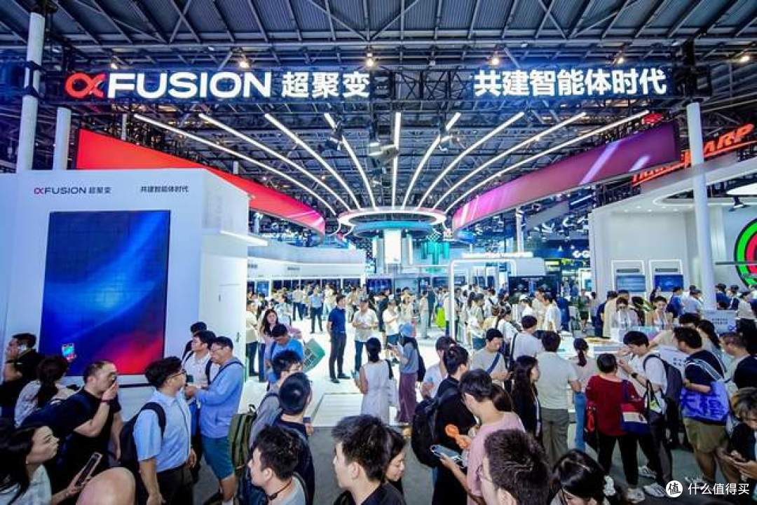 亮相WAIC 2026的FusionCAX™研创工作站，引领AI+CAD教育新范式