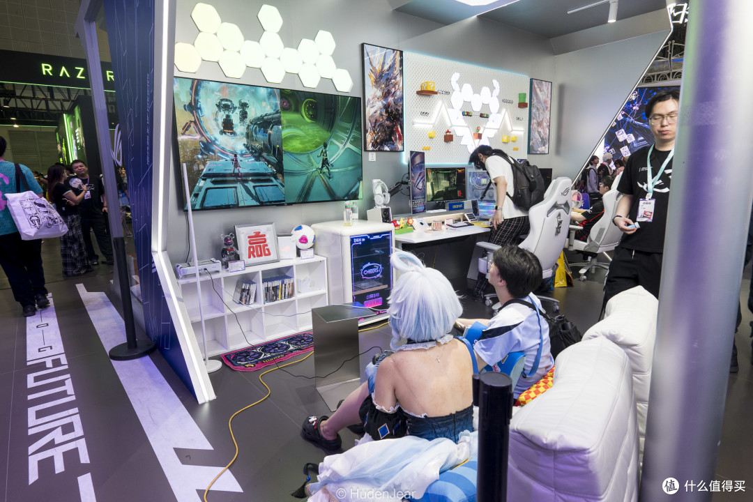 2026 BW 华硕ROG展台探展!20周年产品齐亮相