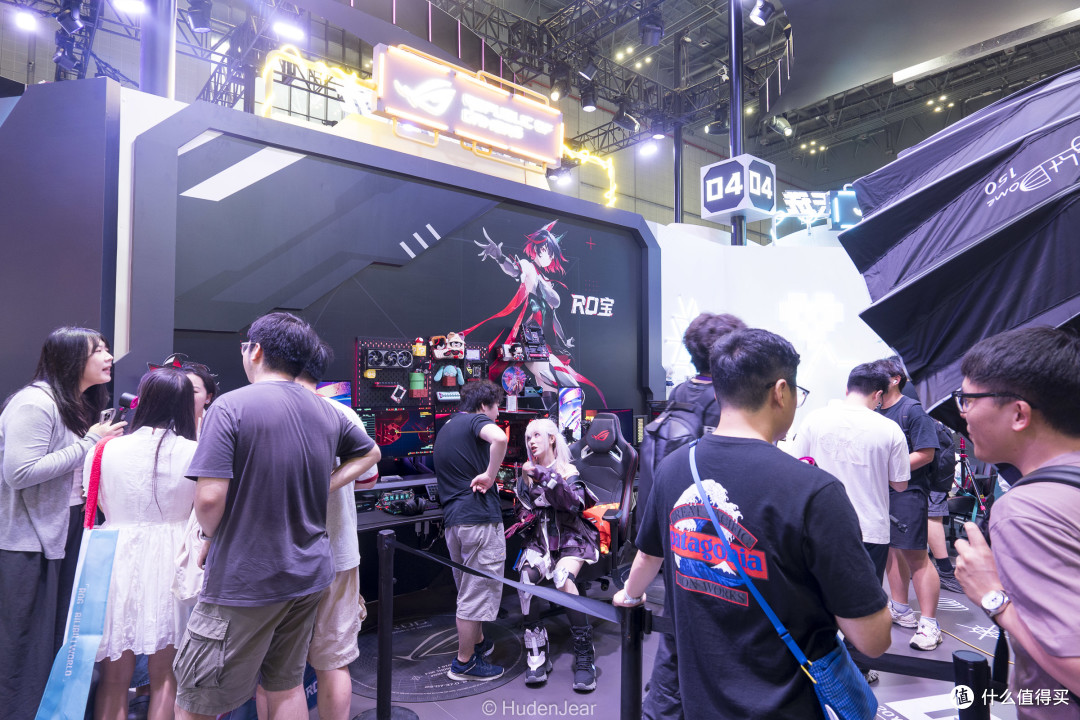 2026 BW 华硕ROG展台探展!20周年产品齐亮相