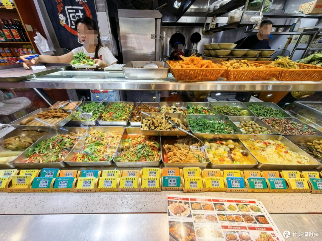 河南烩面不一定人人都喜欢，但凉菜在国内还是数一数二的