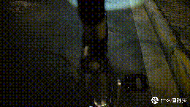迈极炫RN120自行车尾灯：一盏好尾灯，夜骑更安全！