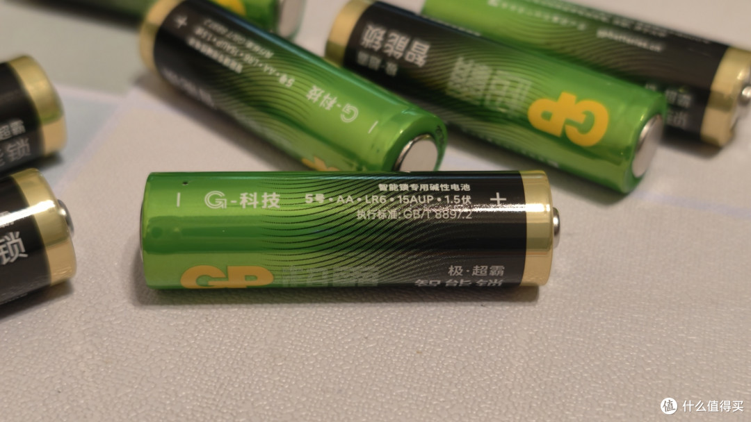 胜过坚持不到一个半月金霸王的极超霸,超级霸--超霸极超霸电池