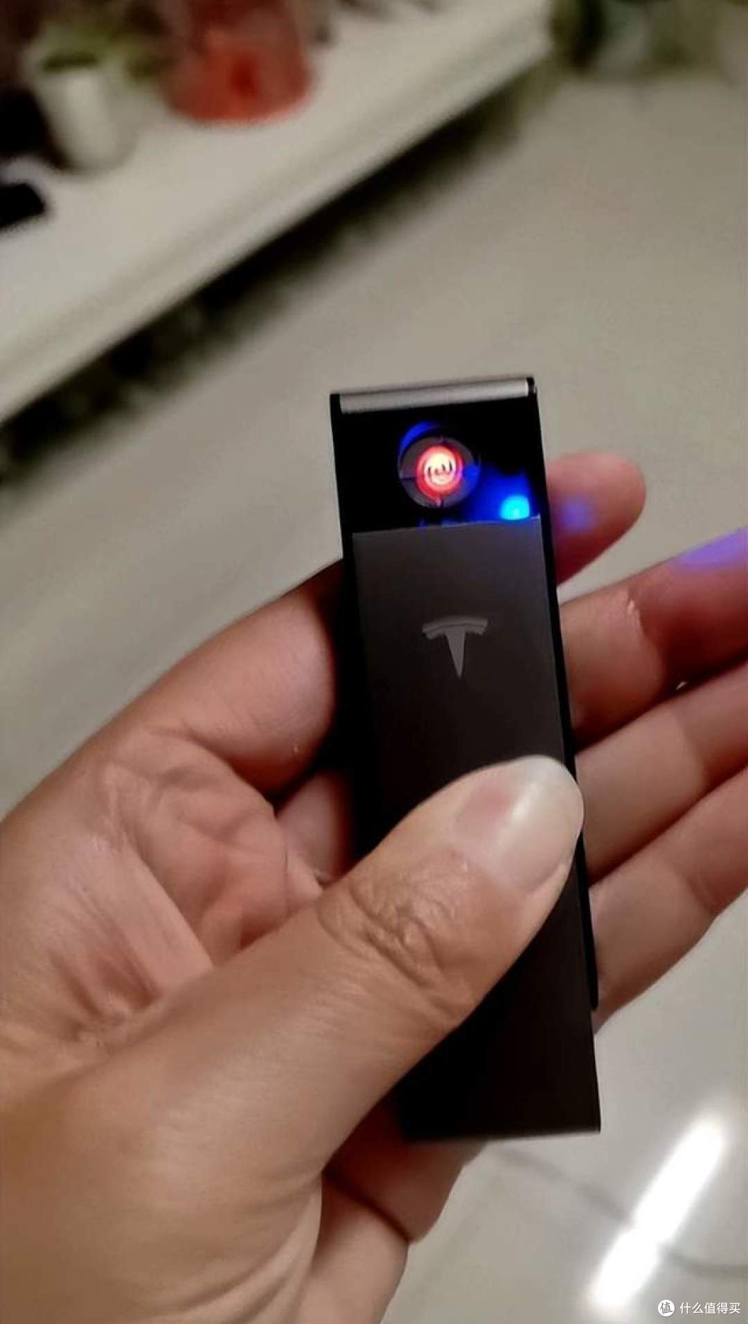 二手鱼塘惊现特斯拉logo电弧打火机？15.5元到底值不值得冲？