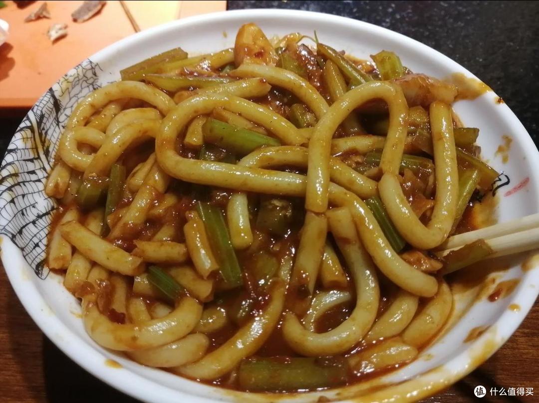 新疆到底有多好吃？馕，羊肉，烤包子，都是弟弟，这10样才是王炸